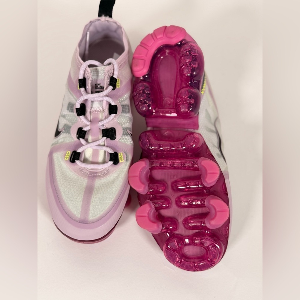 NWOB Nike Air VaporMax 2019 Photon Dust - Picture 5 of 7